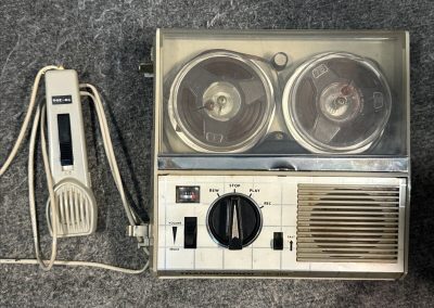 1960 Transistor Tape Recorder Transicorder TR-300 - s l1600